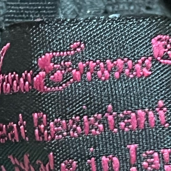 Anna Emma Elegant Black Wig with Bangs Soft Curls Women's Wig - Picture 6 of 7